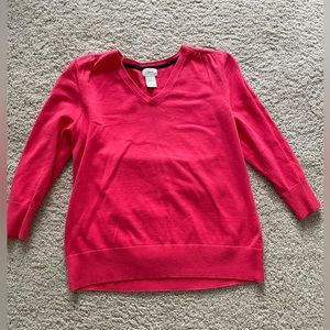 Slight v neck lightweight sweater